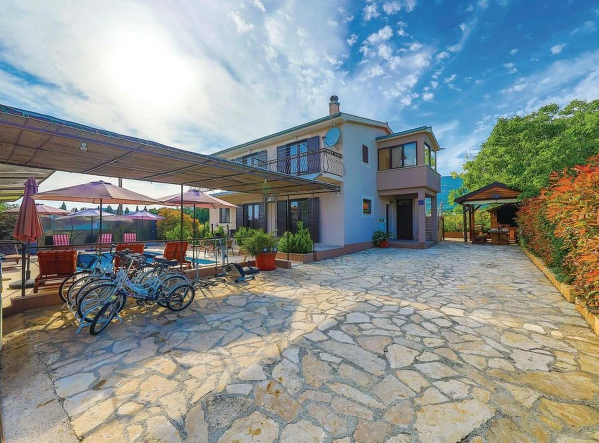 Mediterranean Stylish Villa With Pool In Kastel Stari Kastela Exterior photo